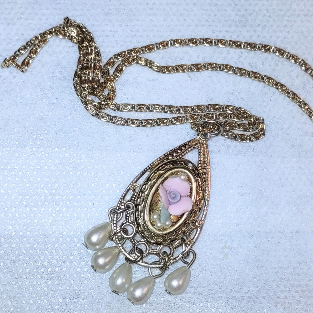 French Victorian Porcelain Flower Pendant Necklace